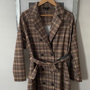 Tahari double-breasted belted car coat